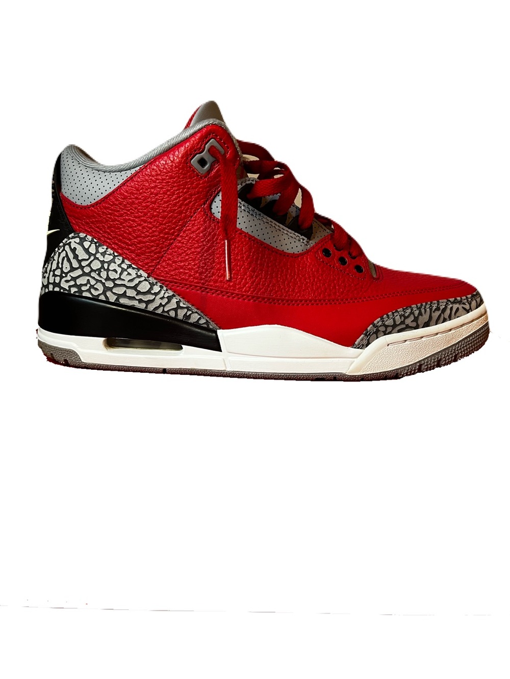 2019 Air Jordan 3 Retro SE Fire Red